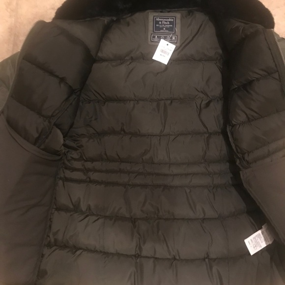 Abercrombie & Fitch Jacket Puffer - Picture 9 of 9
